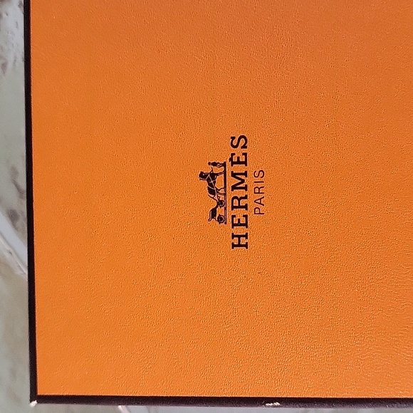 Hermes Behapi Triple Tour Bracelet - Picture 4 of 12